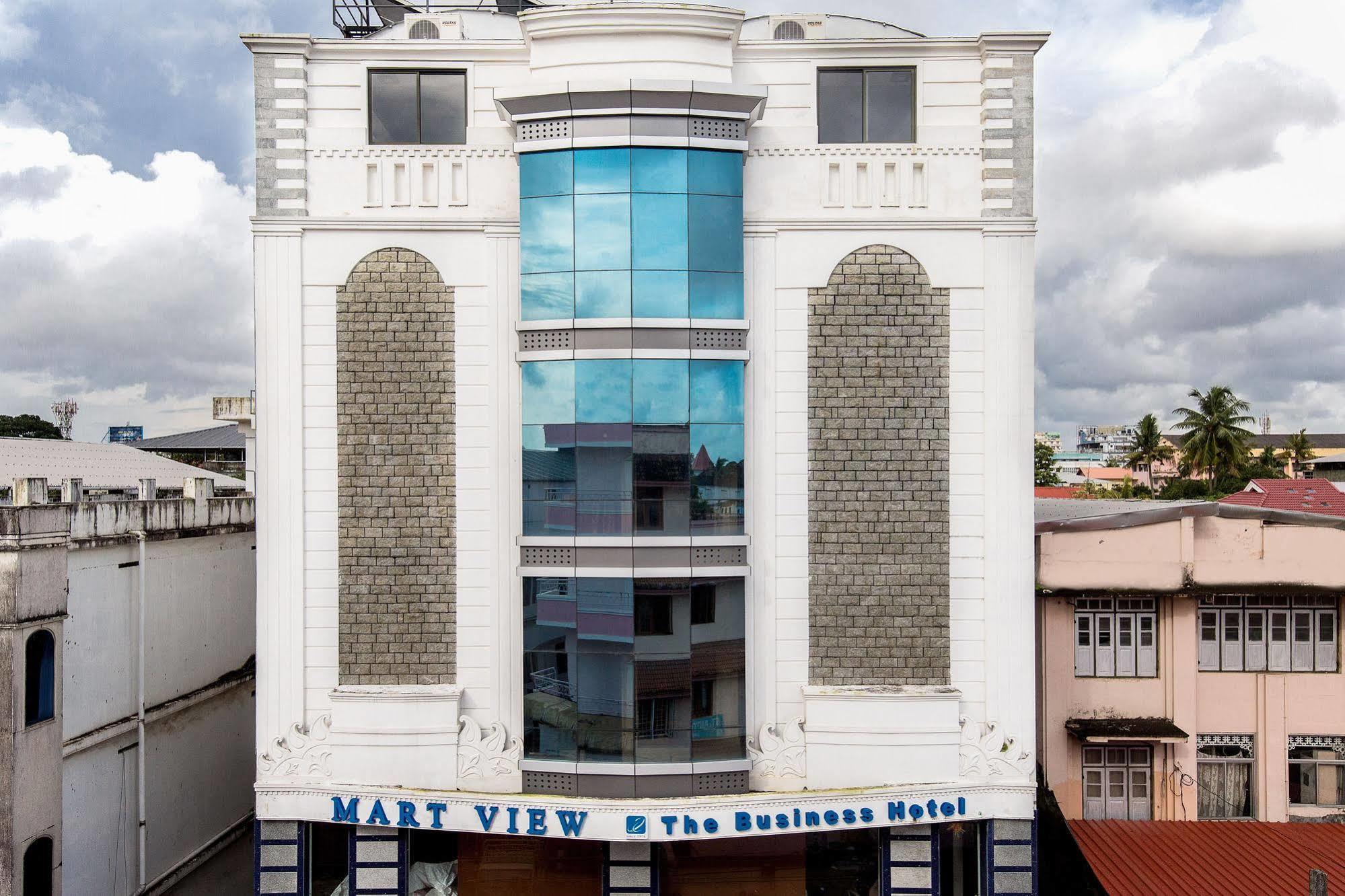 Hotel Mart View Kochi Eksteriør billede
